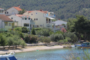  Apartments by the sea Grebastica, Sibenik - 8333  Гребаштица
